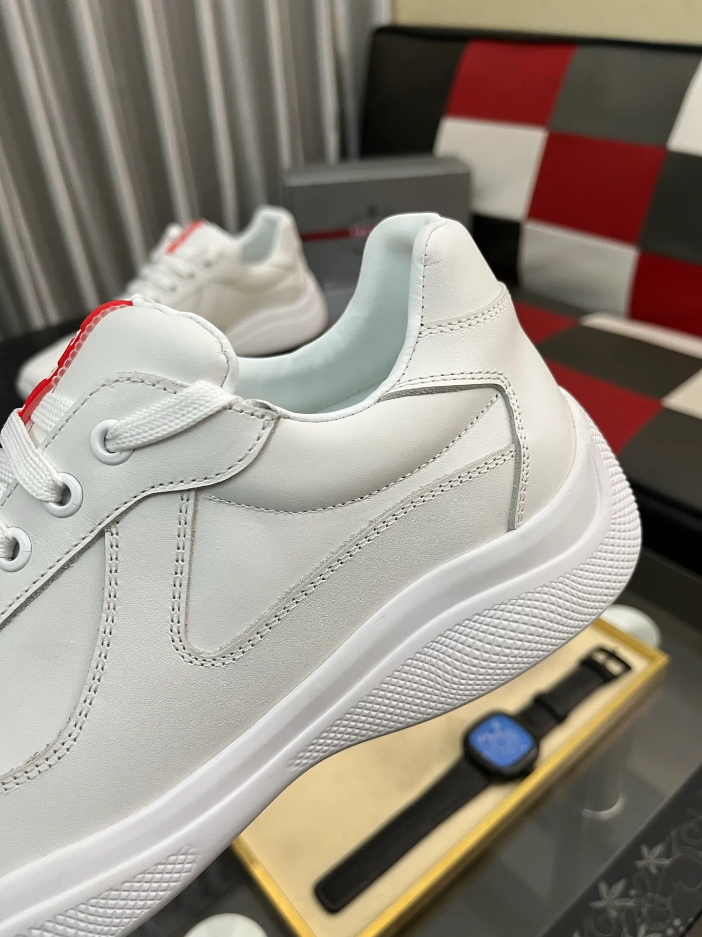 Men's shoes 💰400⌚️⌚️【PRADA】Prada casual shoes, originally developed 1:1, made of high-mercerized cowhide with imported cowhide, silk sheepskin lining, rubber outsole, comfortable and soft on the foot, size: 38-442️⃣Colors available